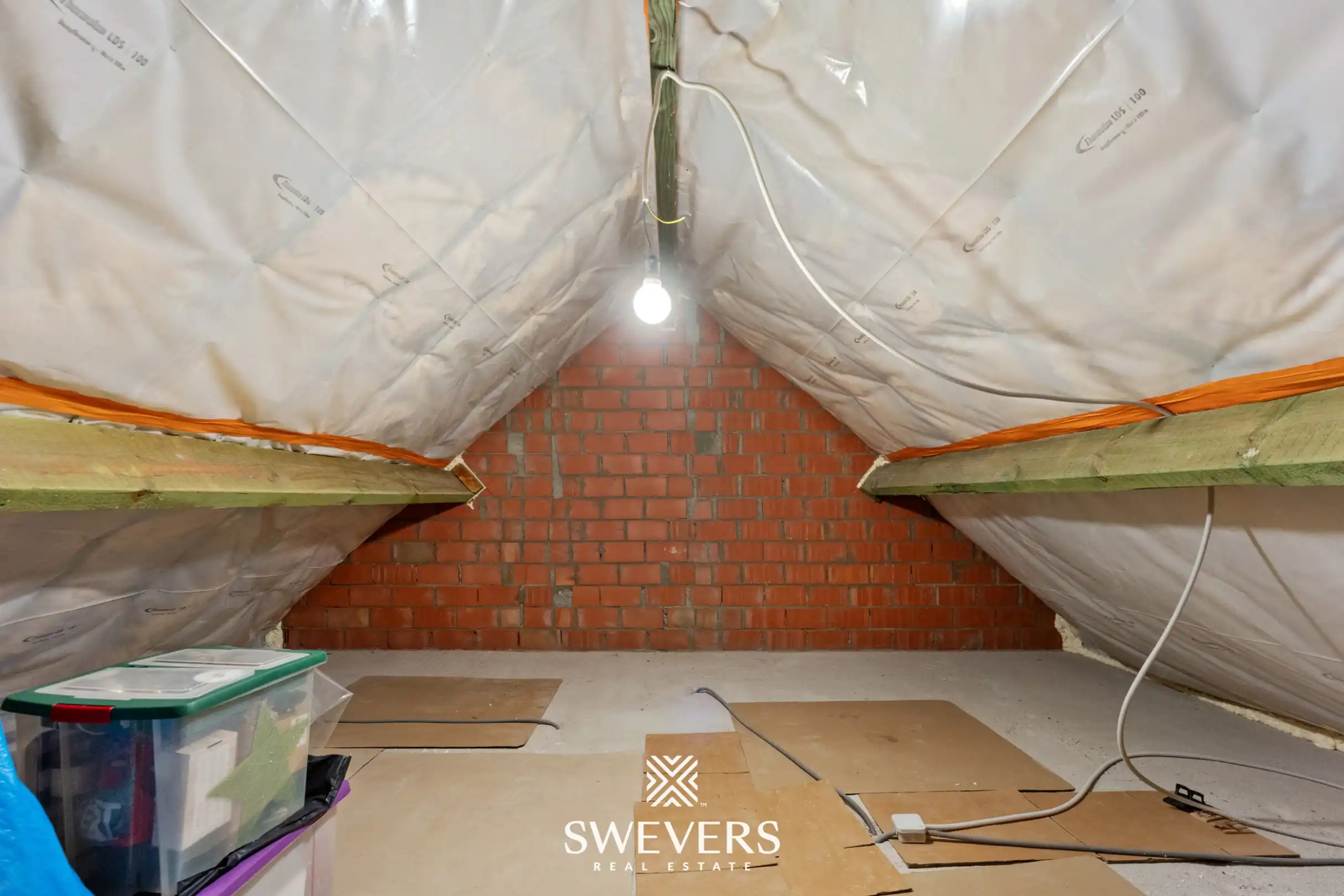 Instapklaar, lichtrijk duplex-appartement met ruim terras in hartje Helchteren foto 23
