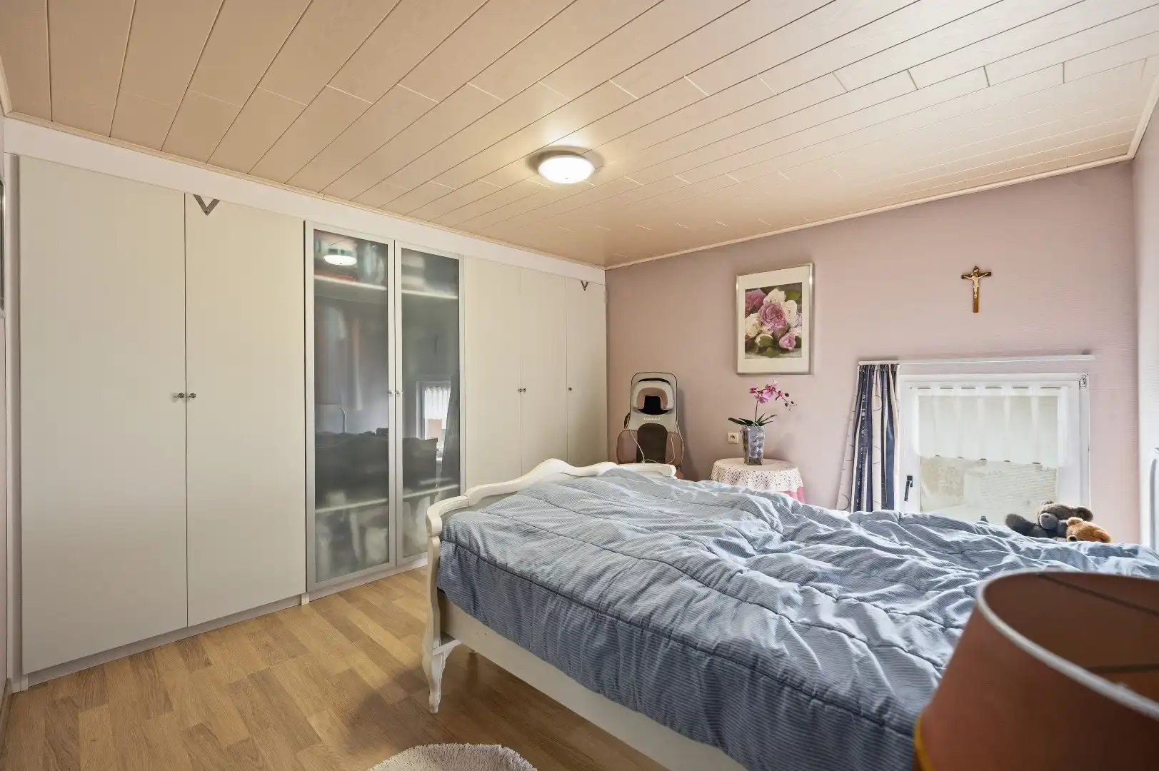 Instapklare rijwoning te Boutersem met tuin en 2 garages foto 21