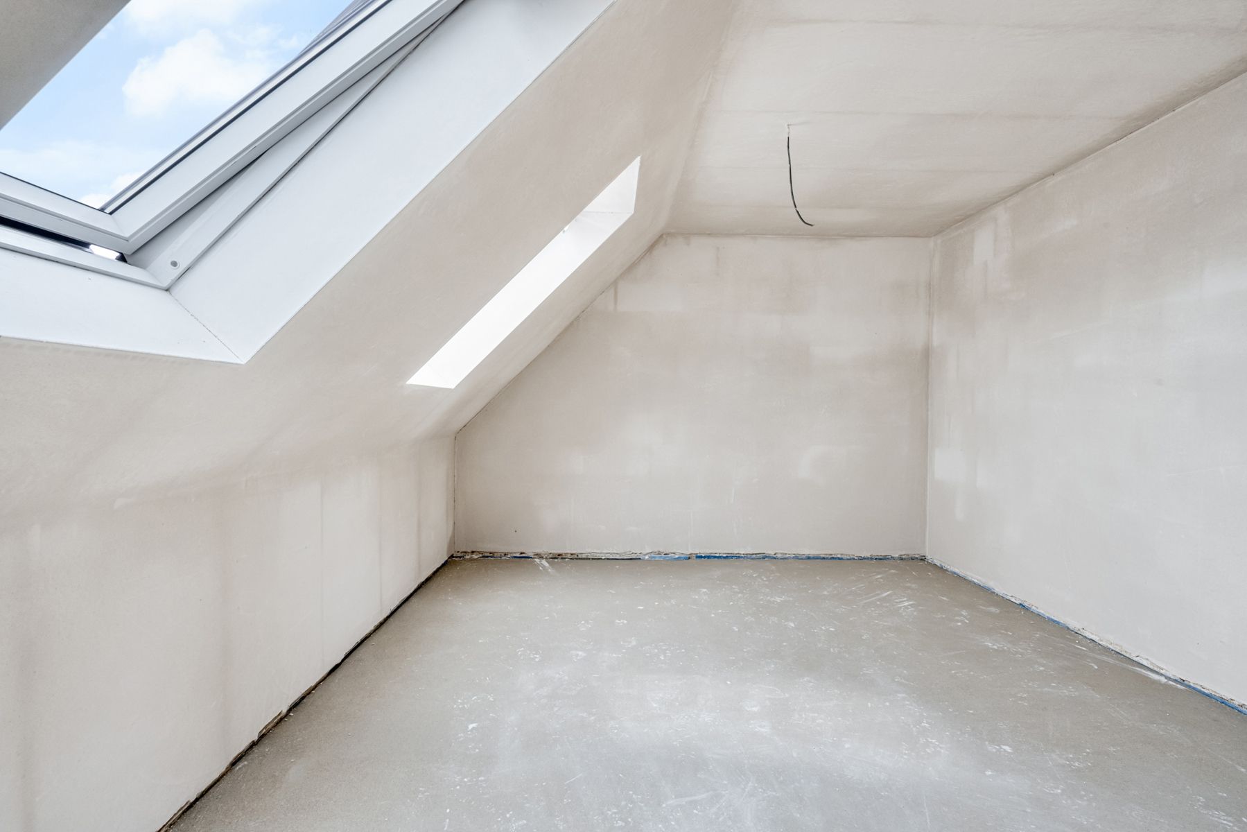 Rustig gelegen duplex appartement met twee slaapkamers foto 14