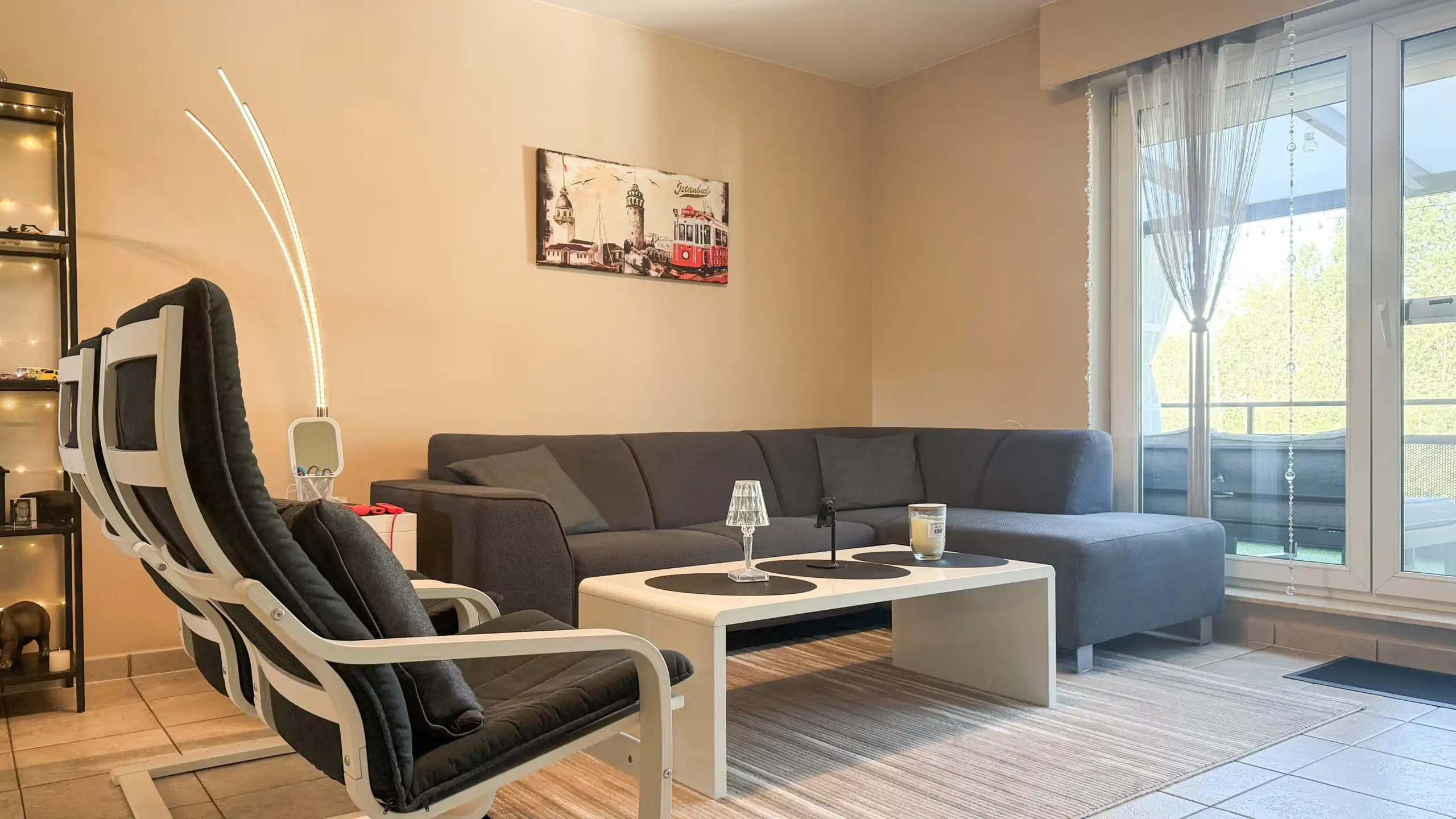 Gezellig duplexappartement met 2 slpks, terras en garage! foto 4