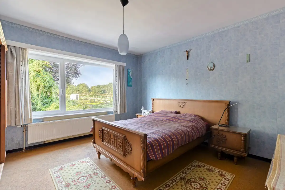 Solide woning op mooi perceel van 11a 10ca foto 10