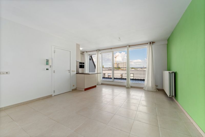Instapklaar appartement in het hart van Lokeren! foto 5