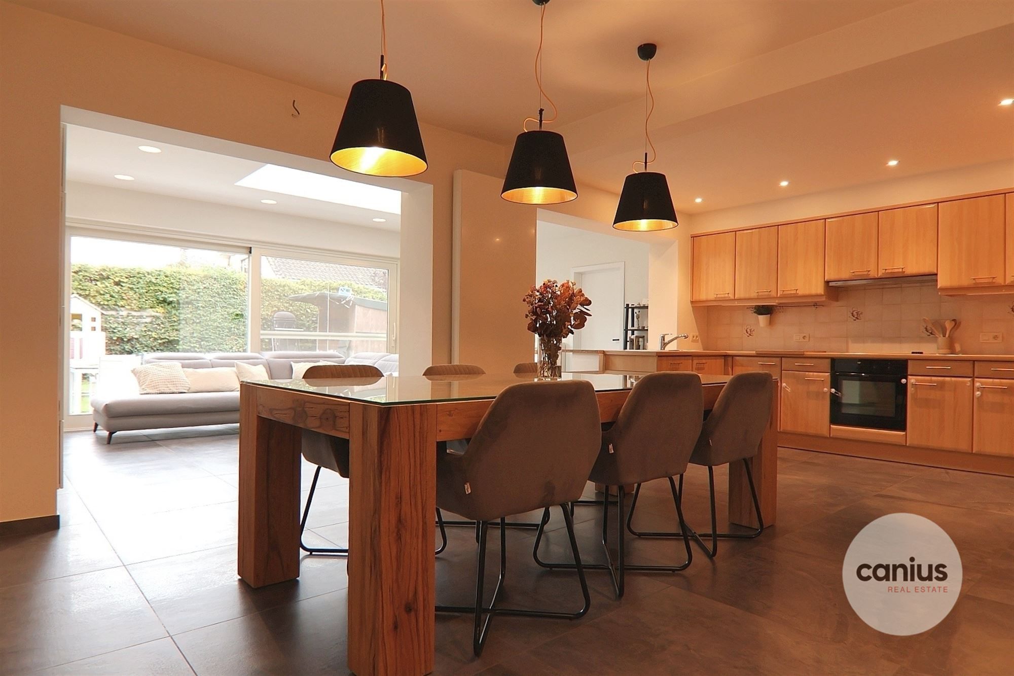 INSTAPKLARE, ENERGIEZUINIGE WONING MET DRIE SLAAPKAMERS IN SINT-TRUIDEN foto 2