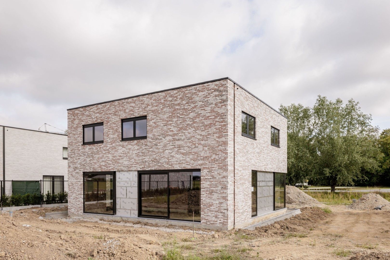 Energiezuinige open bebouwing met zicht op de velden foto 2