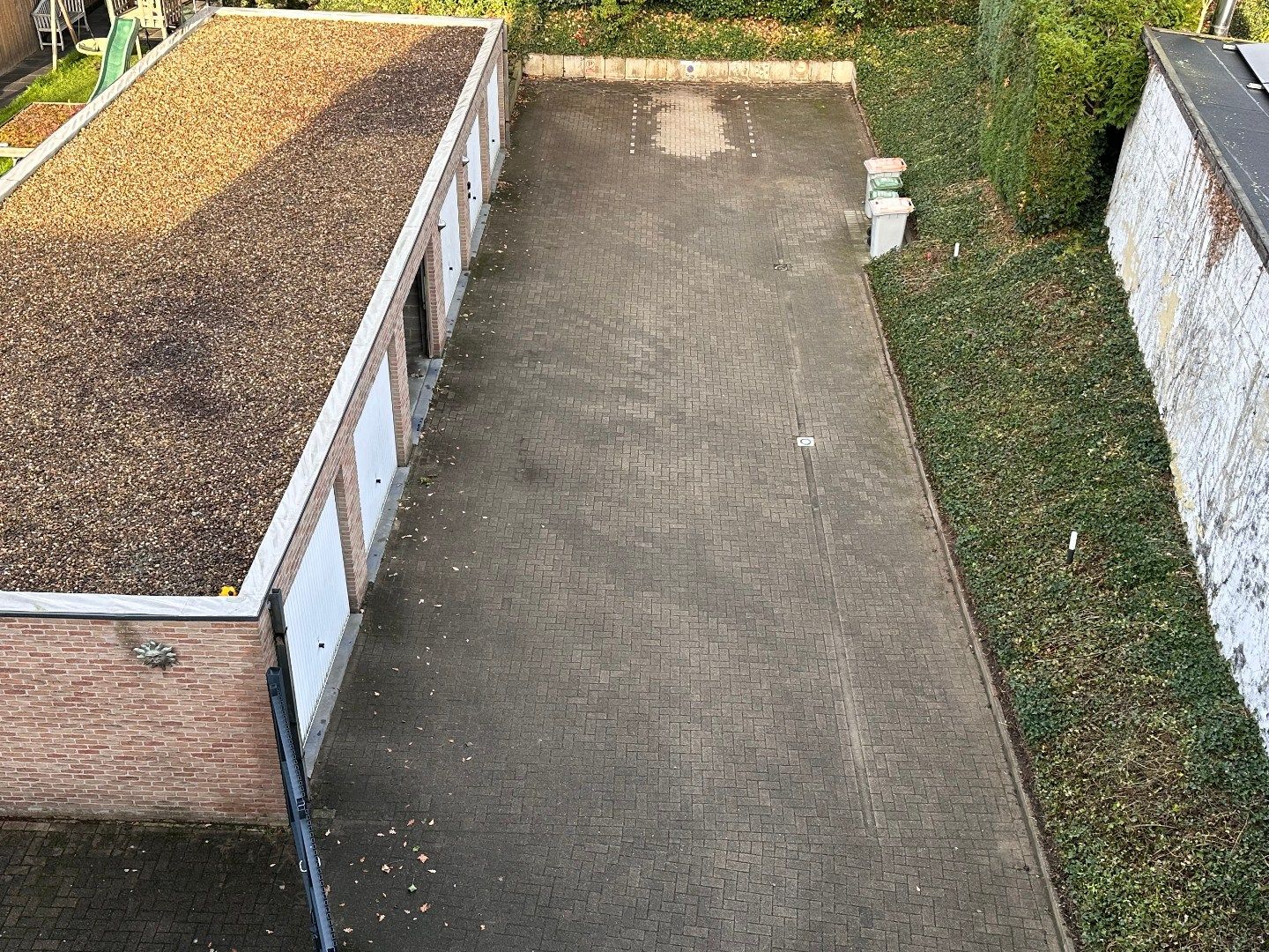 Prachtig dakappartement van 125m² met 2 slaapkamers, een dressing en een autostandplaats in het centrum van Lanaken!  foto 23