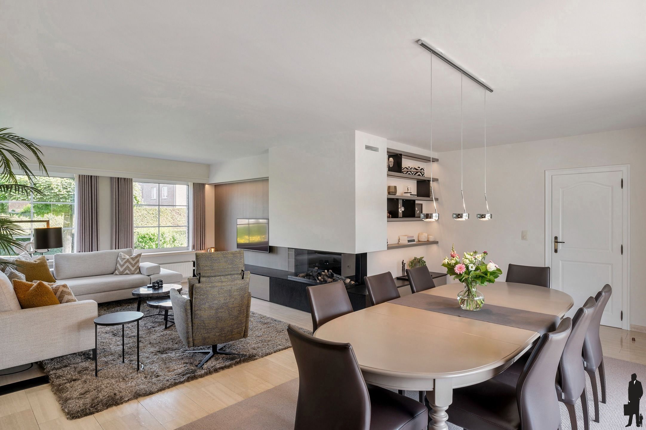 Uitstekende villa met 4 slpk. op ca. 2.000m² in Weelde foto 9