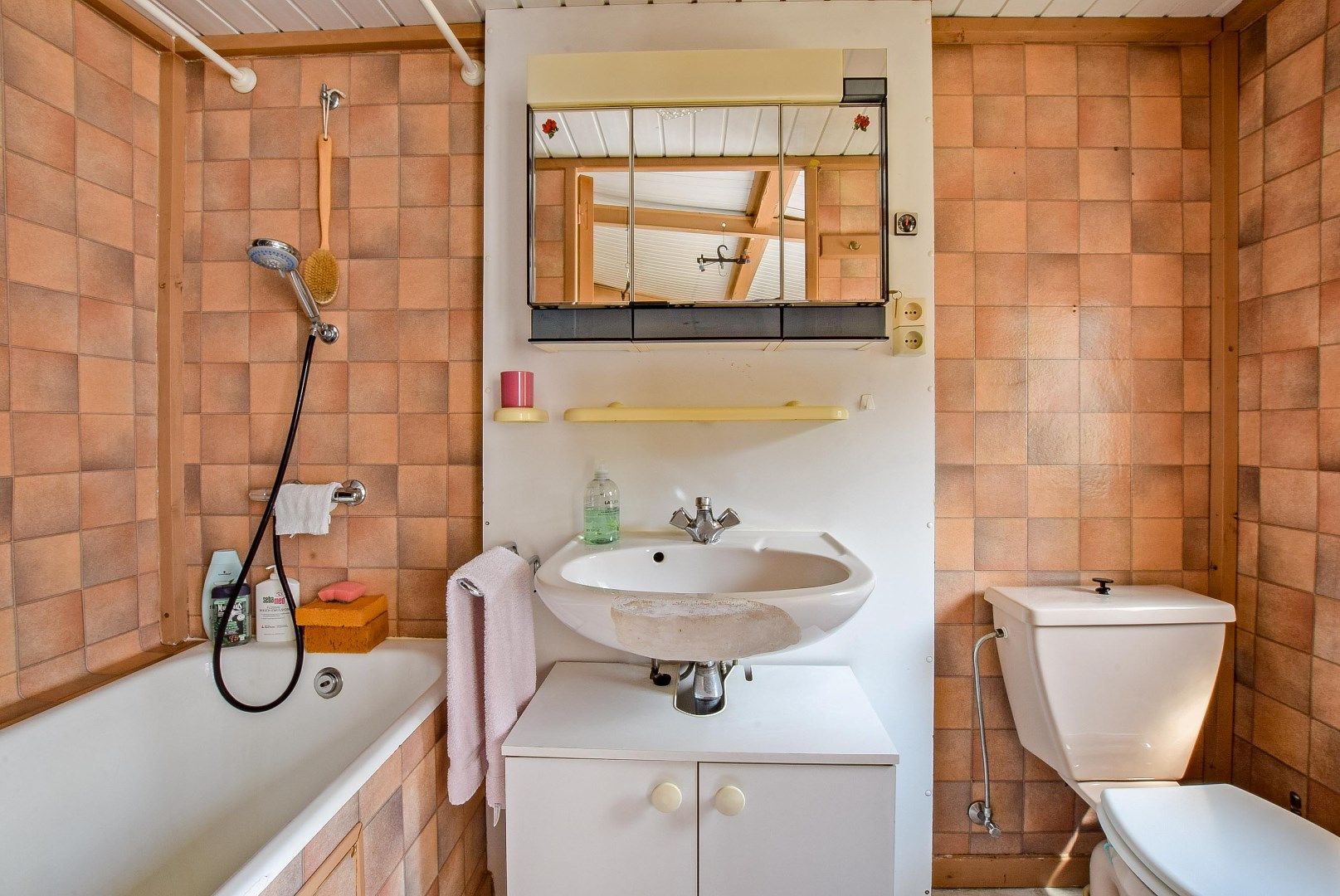 Karaktervolle woning met 4 slaapkamers en tuin in hartje Nieuwpoort op 170 m². foto 9
