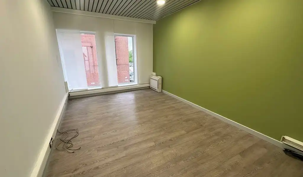 Kantoren te koop in opbrengsteigendom aan klaverblad in Gent foto 18