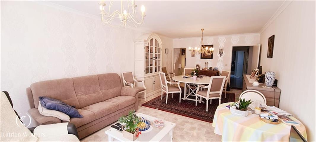 Gelijkvloers appartement met garage in hartje Kuringen foto 2