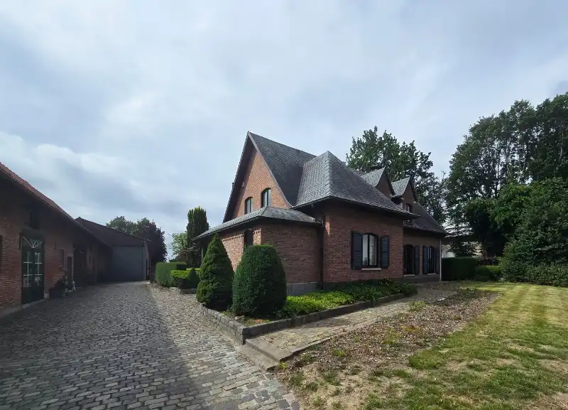 Woning met magazijn te huur foto 9