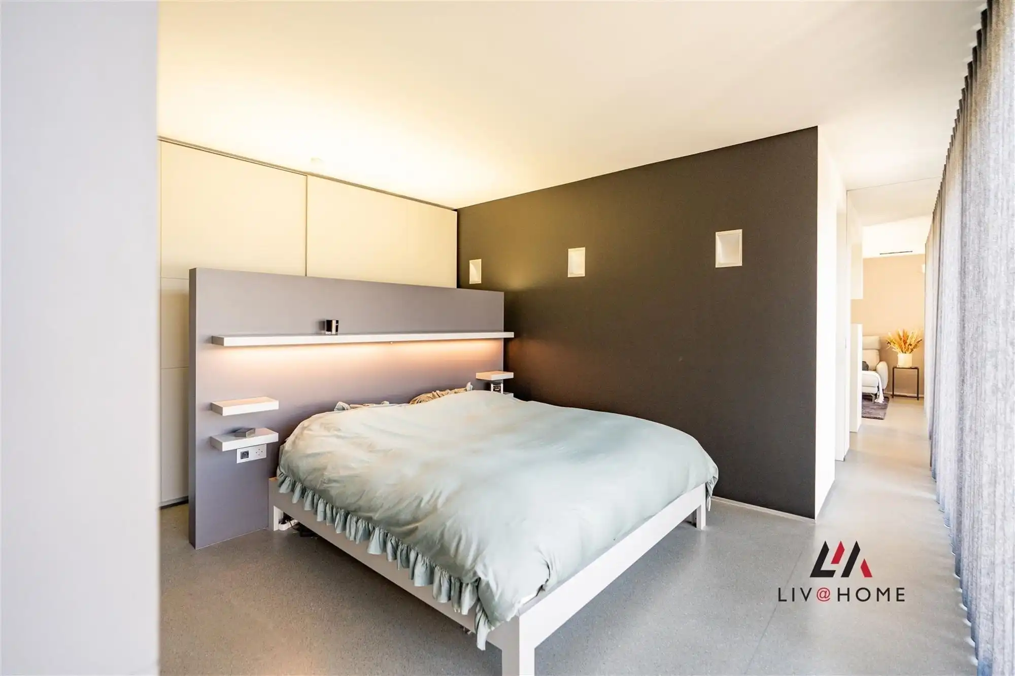 Moderne landbouwwoning met serre en loods op 10 ha foto 20