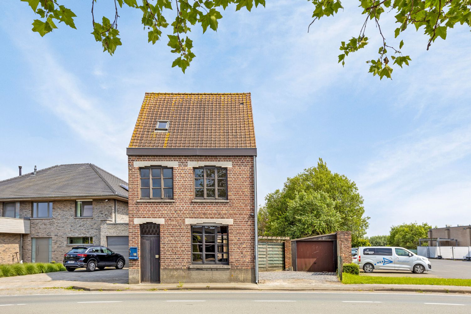CHARMEVOLLE TE RENOVEREN VRIJSTAANDE WONING met VEEL MOGELIJKHEDEN op perceel van 835 m² foto 14
