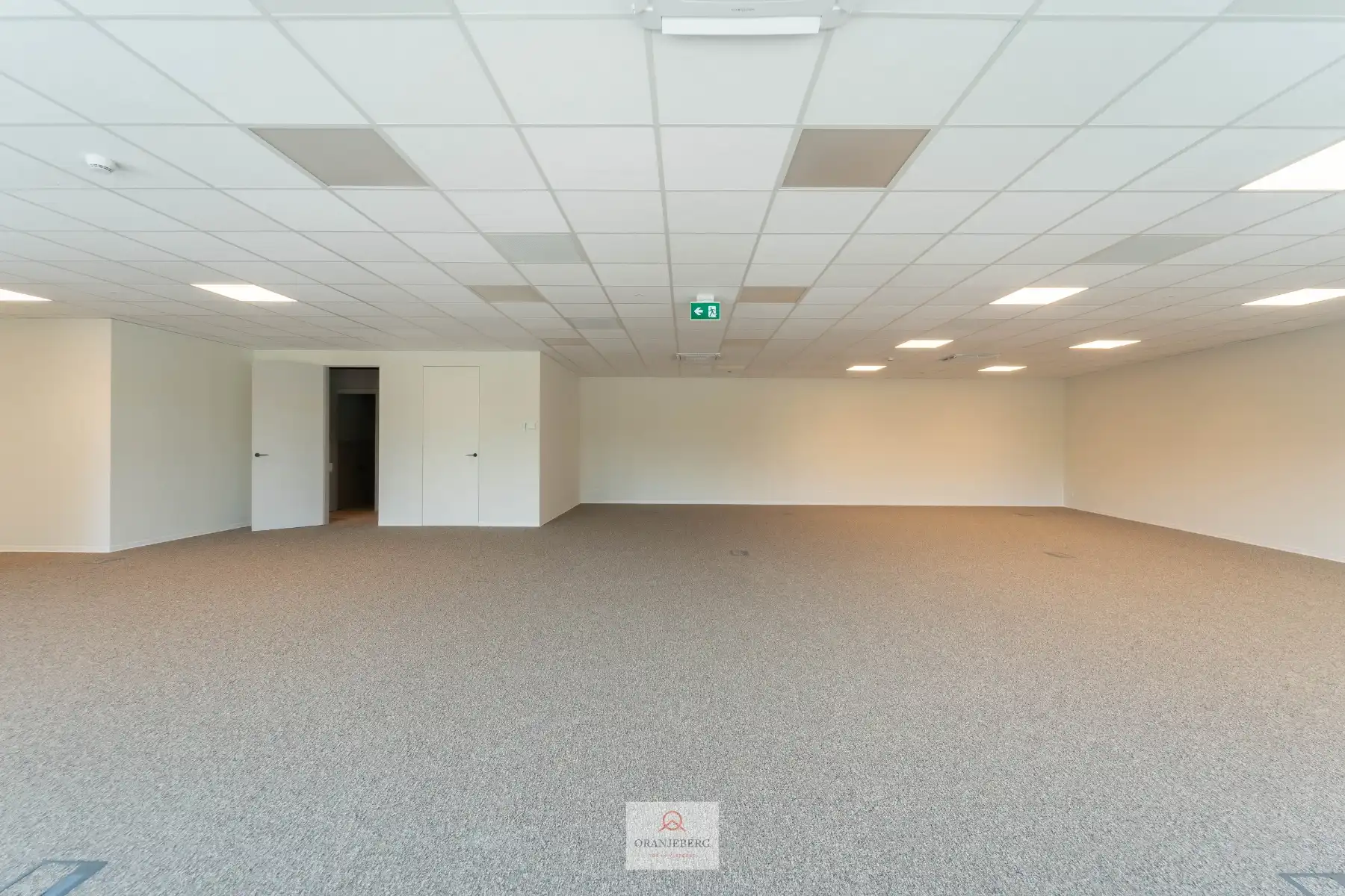Polyvalente kantoorruimte van 193 m² foto 11