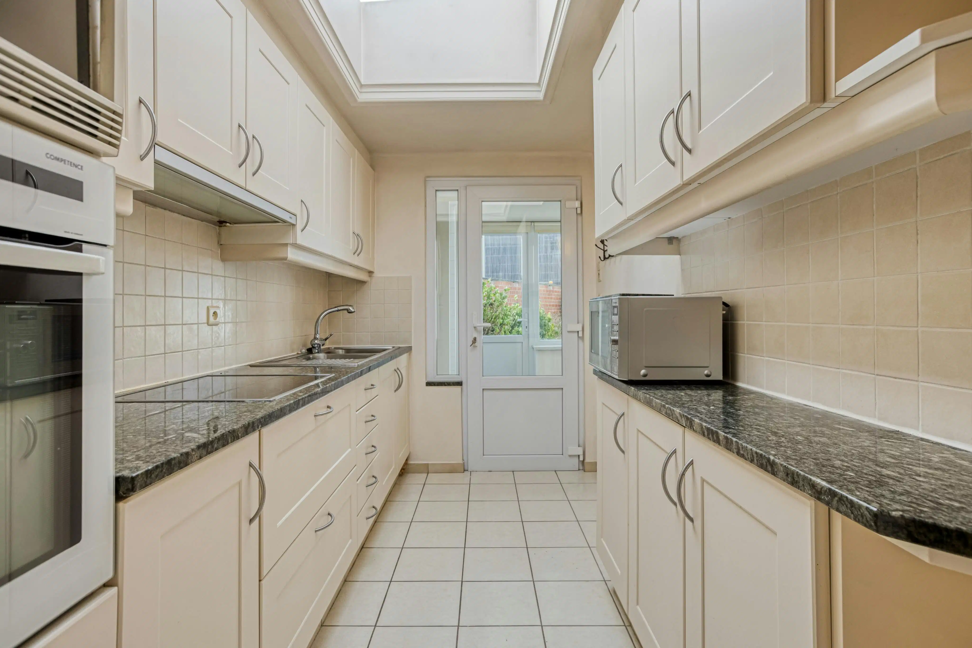 Te renoveren burgerwoning in stationsbuurt te Gent foto 8