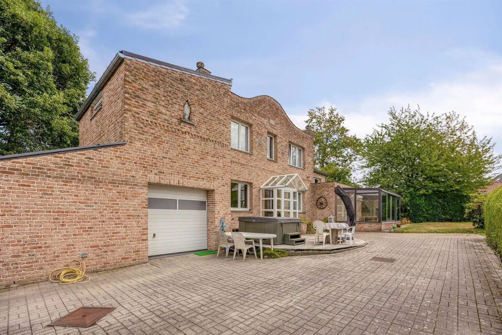 Unieke woning op mooi perceel van 12a foto 25
