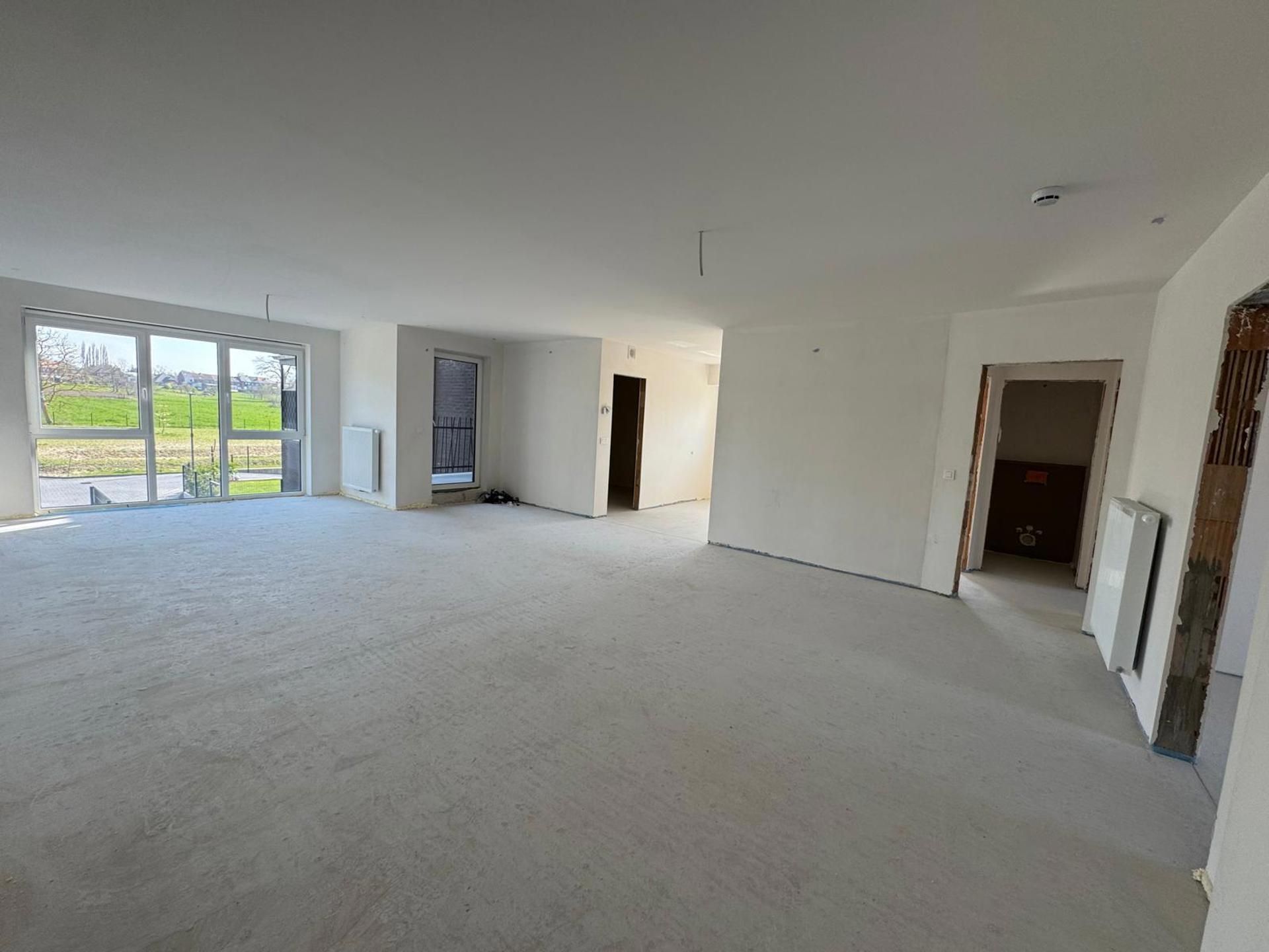 Tweeslaapkamer appartement op de eerste verdieping foto 4