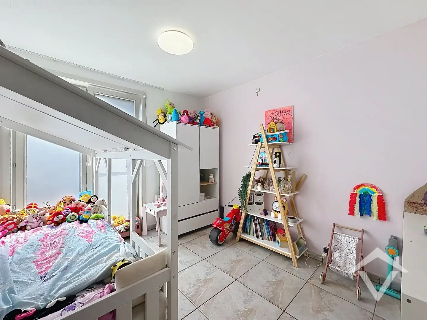 Ruim appartement met 2 slaapkamers en autostaanplaats te Koekelare foto 10