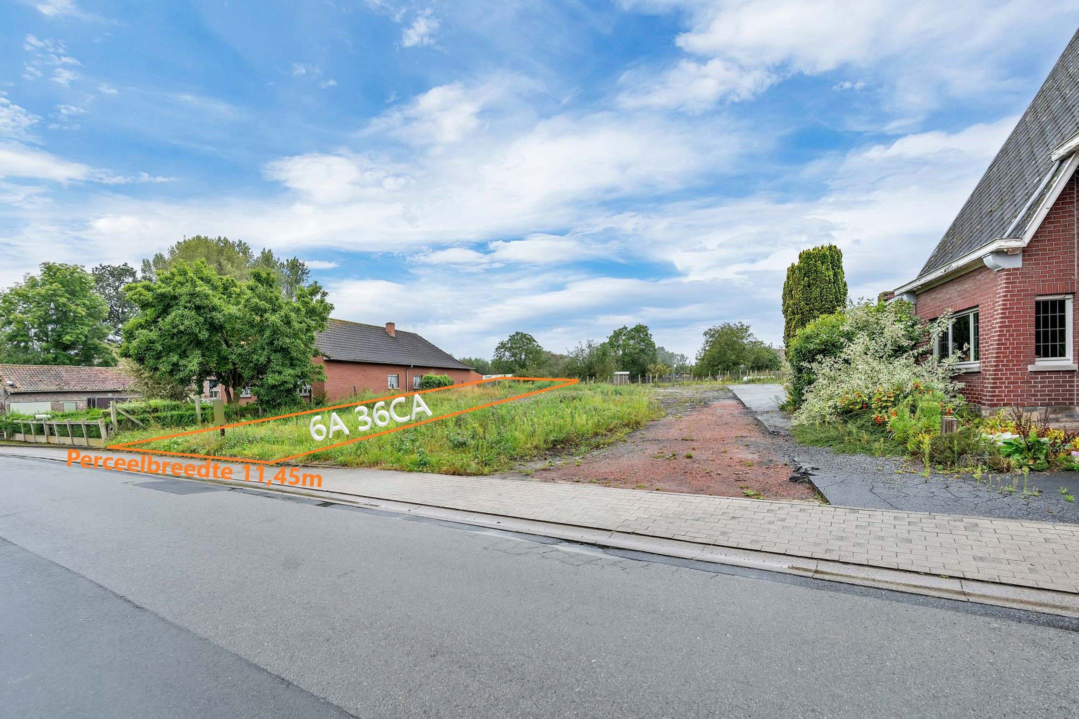 Bouwgrond voor HOB op een rustige locatie foto 1