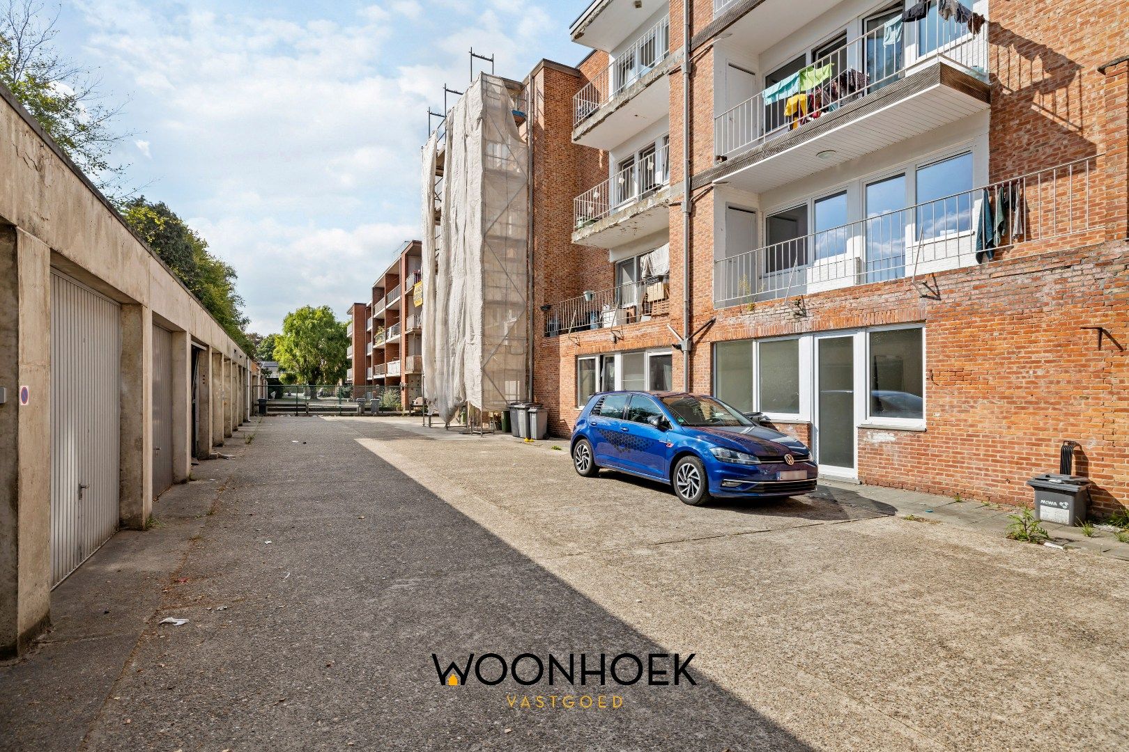 Gerenoveerd appartement op toplocatie te Belsele! foto 16