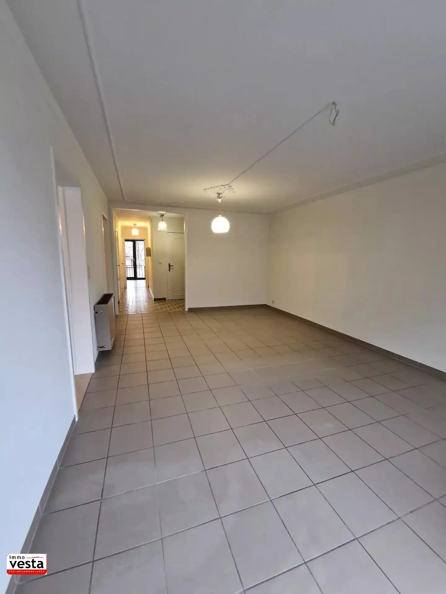 Appartement met 2 slaapkamers in centrum Sint-Truiden foto 3