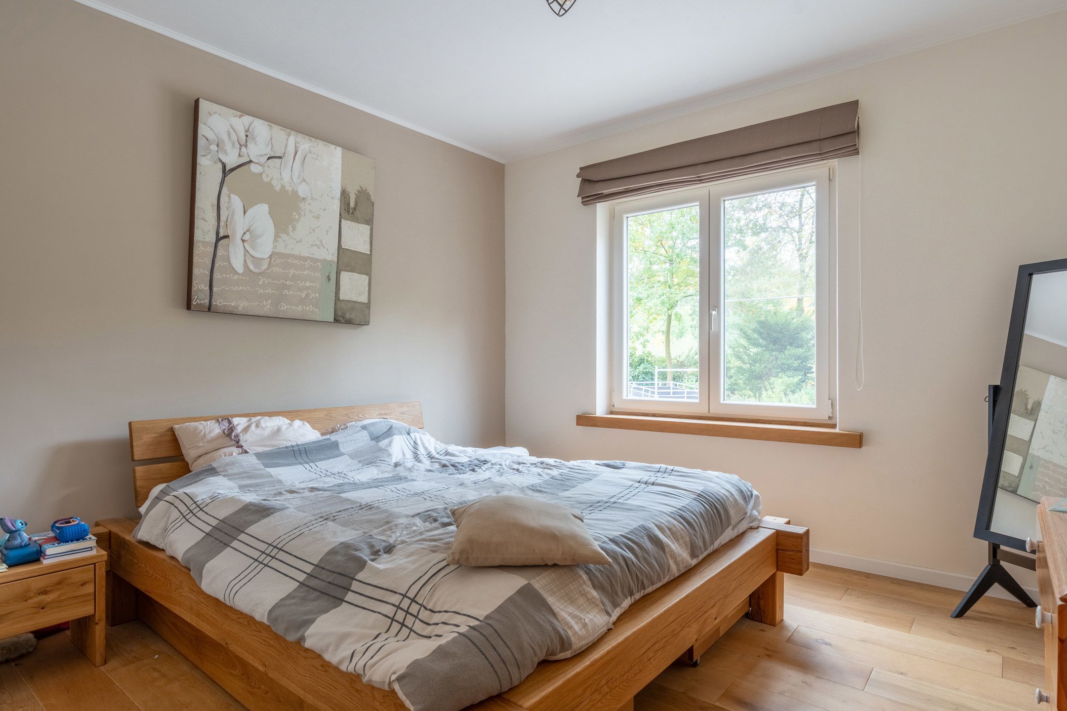 Ruime villa met 5/6 slpks op een perceel van 1.765 m²  foto 17