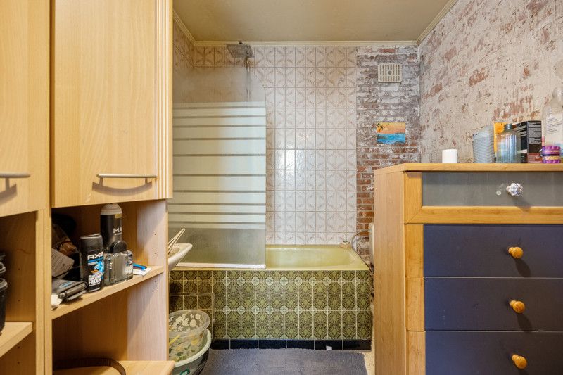 Te renoveren, goed gelegen woning op 8are 75ca foto 14