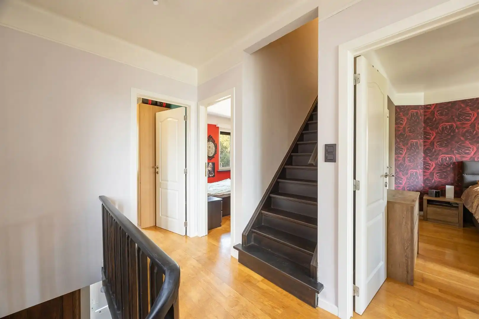 Instapklare halfopen woning in kindvriendelijke woonwijk. foto 21