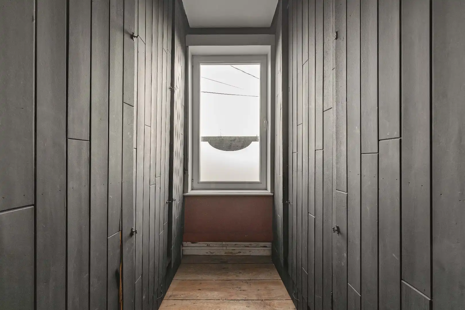 STATIGE HERENWONING MET LOODS foto 18