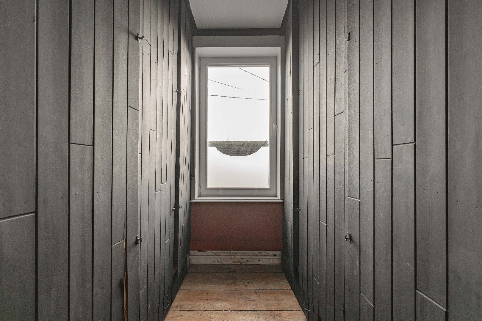 STATIGE HERENWONING MET LOODS foto 18