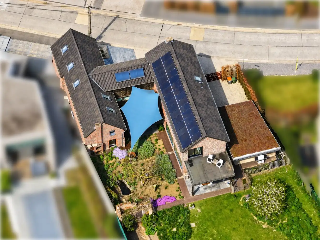 Prachtig gerenoveerde hoeve uniek gelegen in het glooiende landschap van Grote-Spouwen foto 2