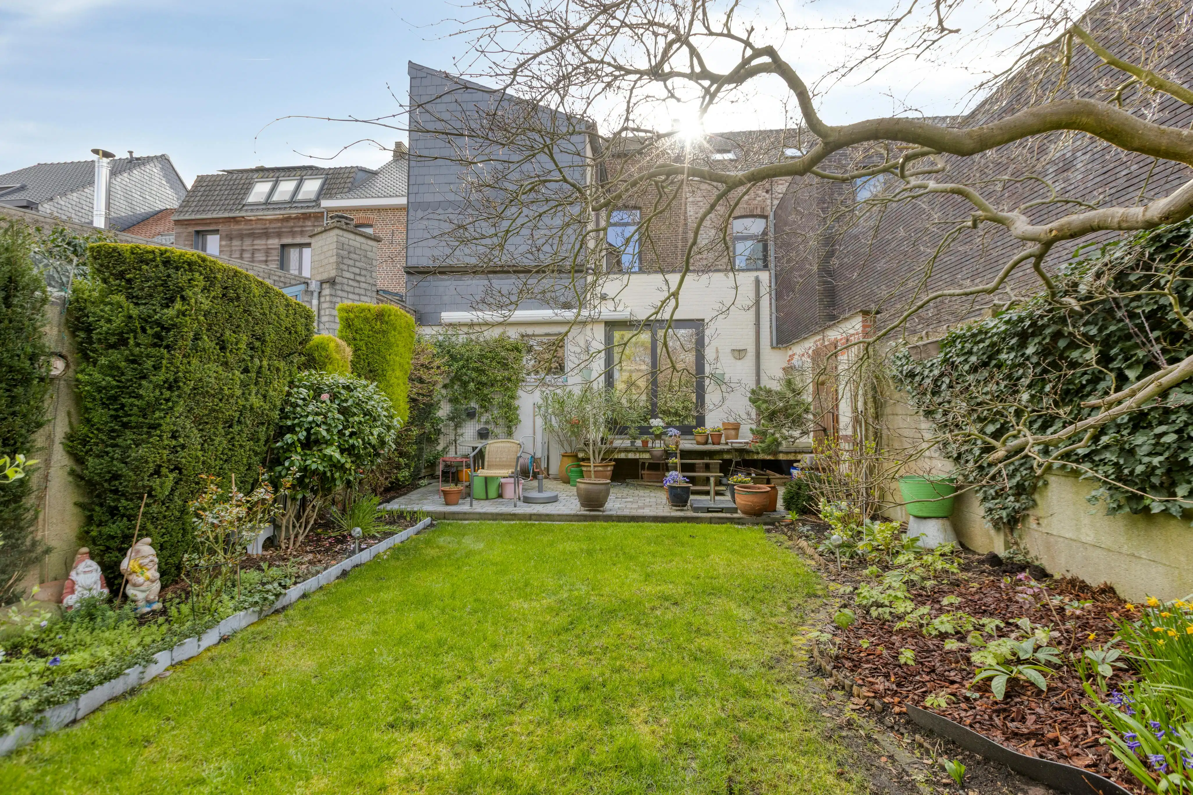 Instapklare stadswoning met 3 slaapkamers in Runkst foto 28