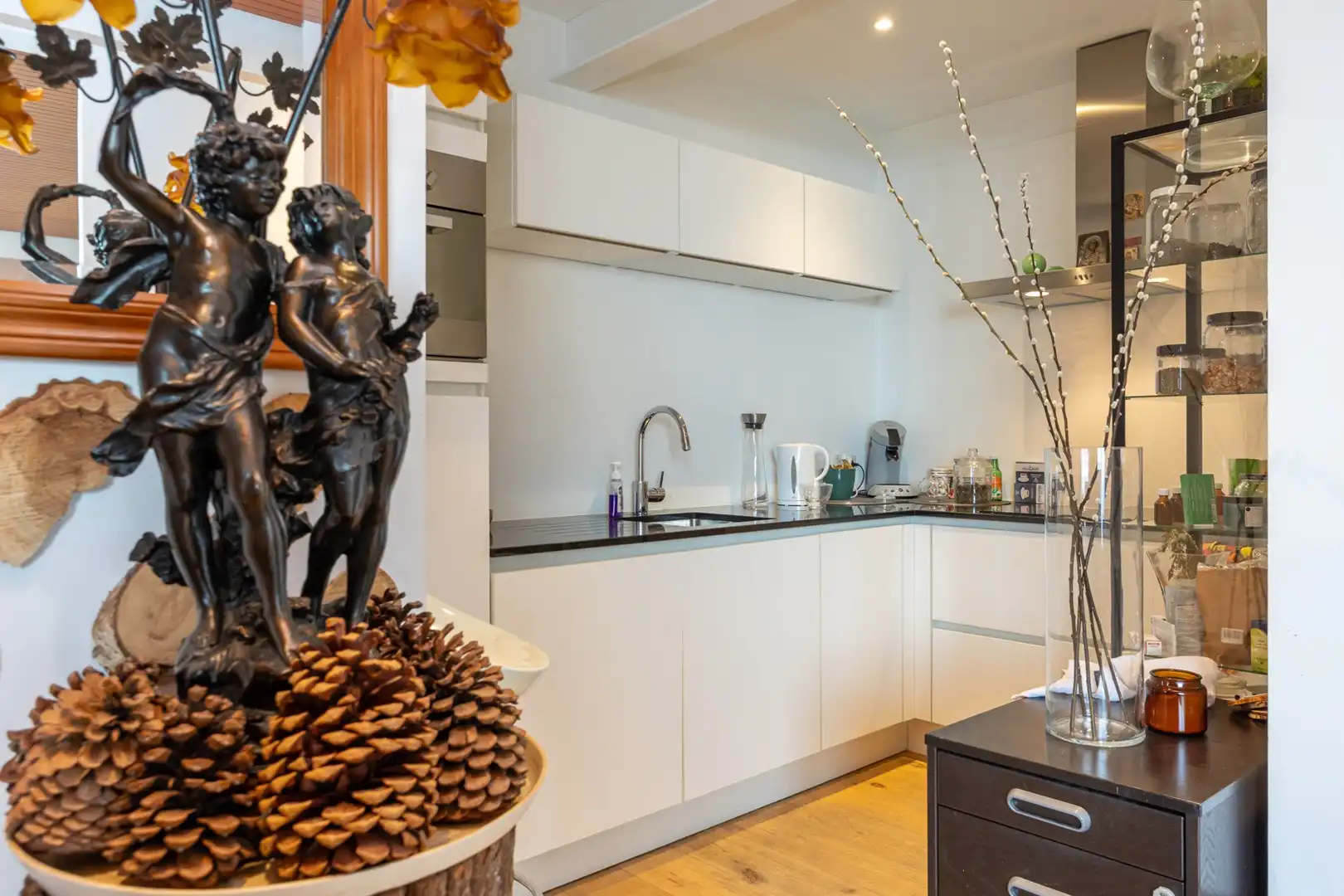 VERHUURD APPARTEMENT foto 2