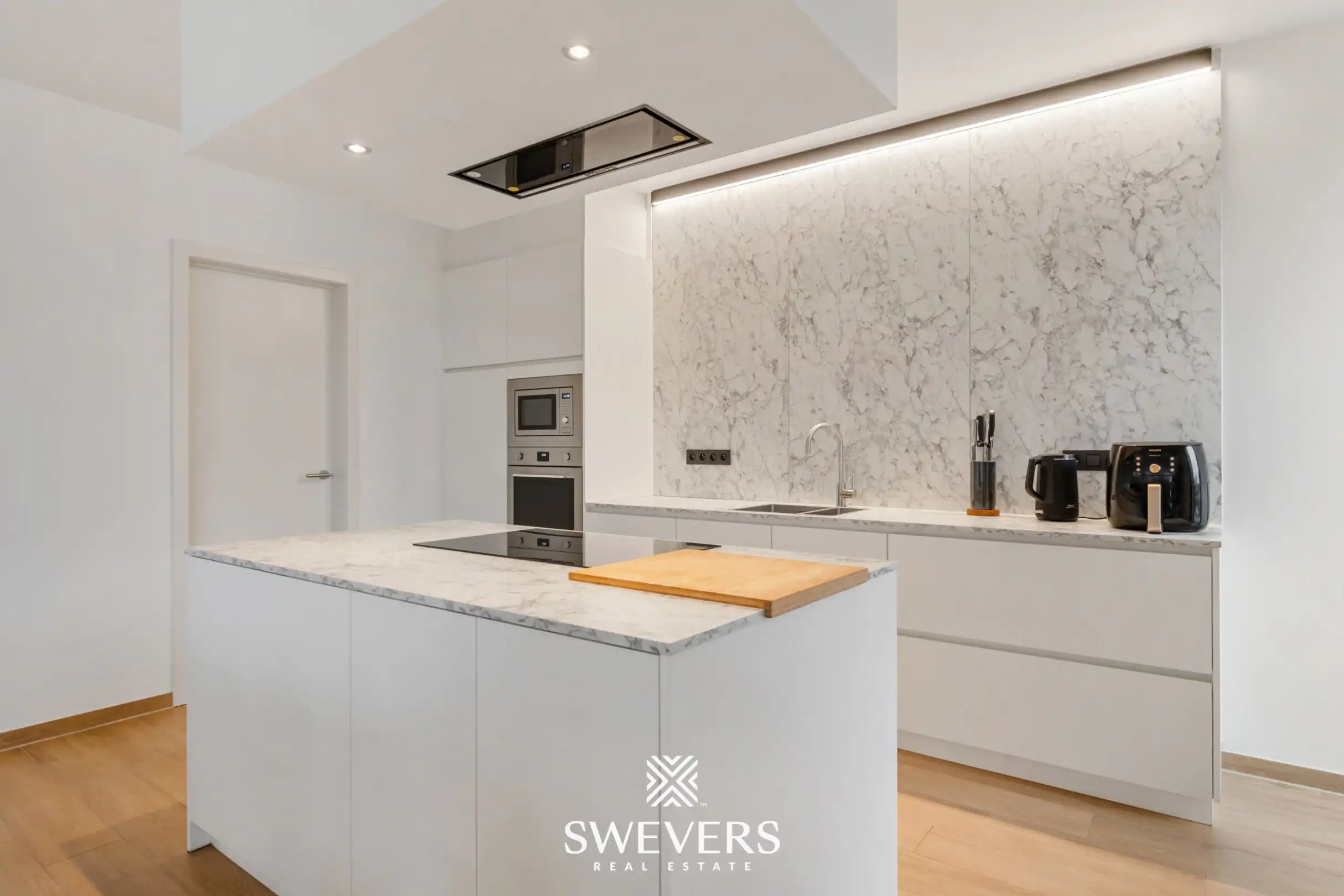 Trendy woning met 2 slpk, 2 bergingen en leuk terras (O) vlakbij centrum Zonhoven foto 11