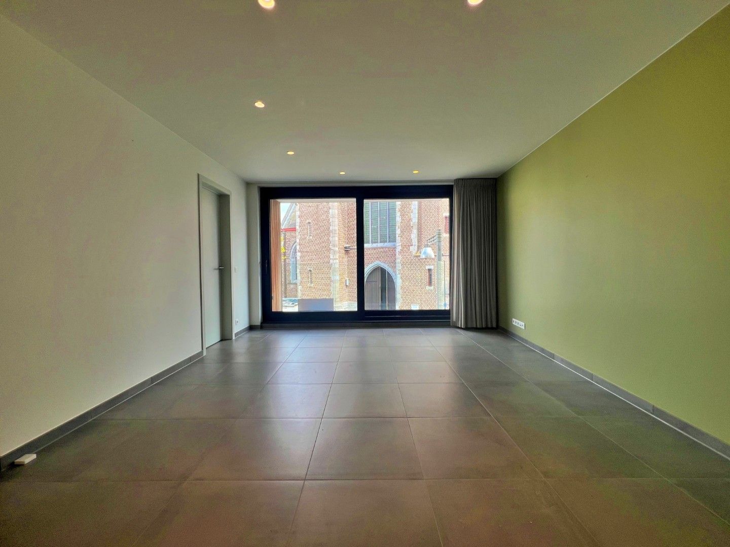 Instapklaar nieuwbouwappartement te huur in hartje Lievegem – E-peil 25 foto 6