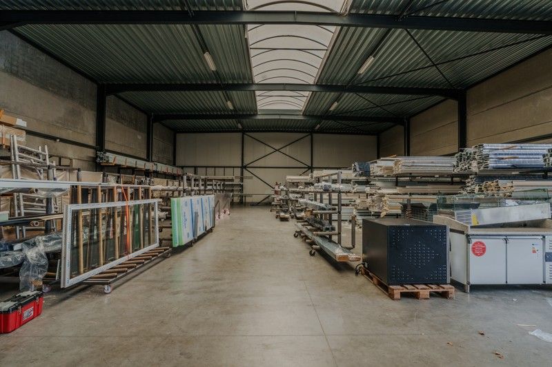 Veelzijdig industriehal van 1.280 m² op een perceel van 33a71ca. foto 10