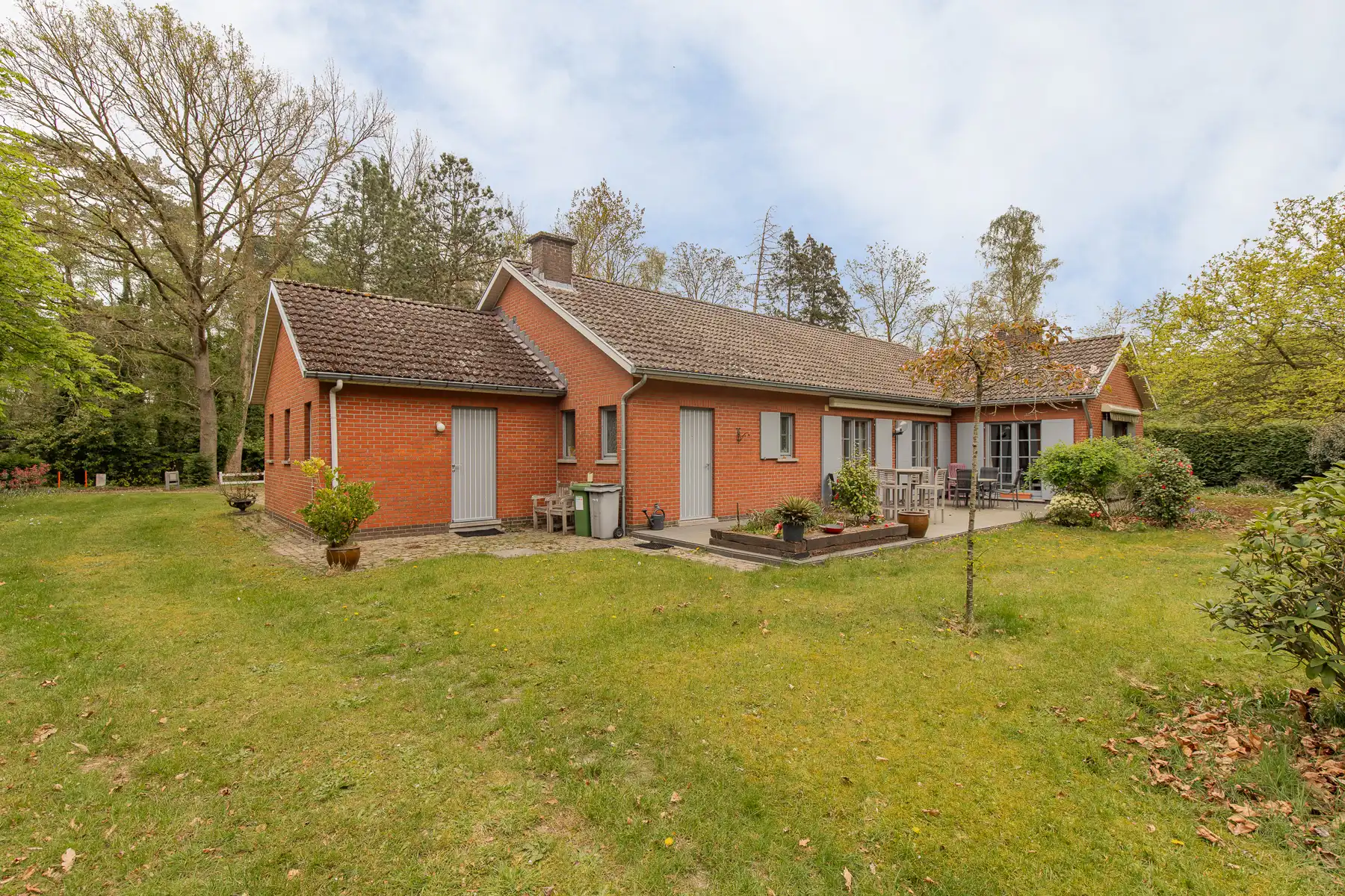 Prachtig gelegen Bungalow foto 13