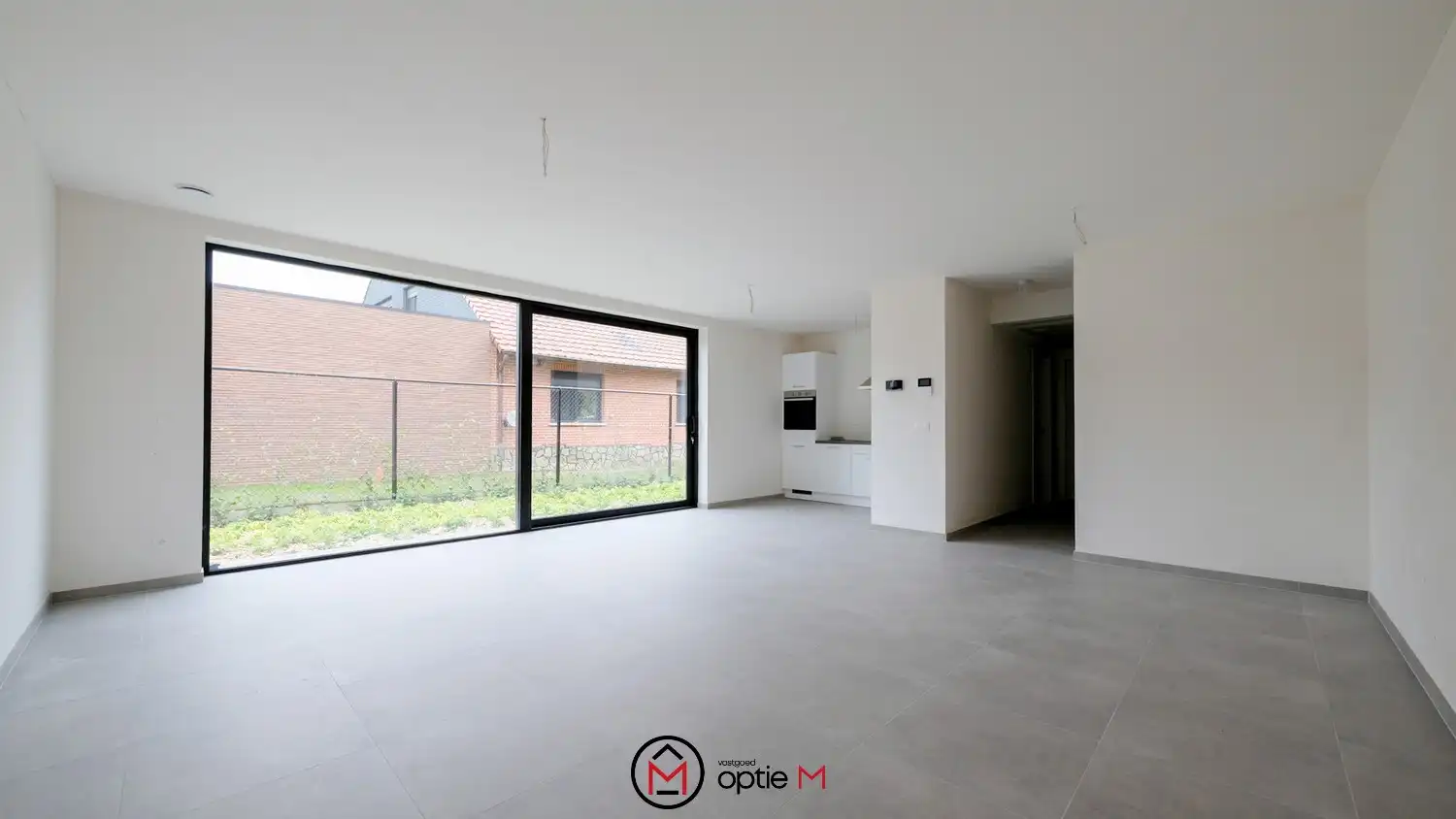 Ruim appartement te koop in Tongeren met groot terras foto 3