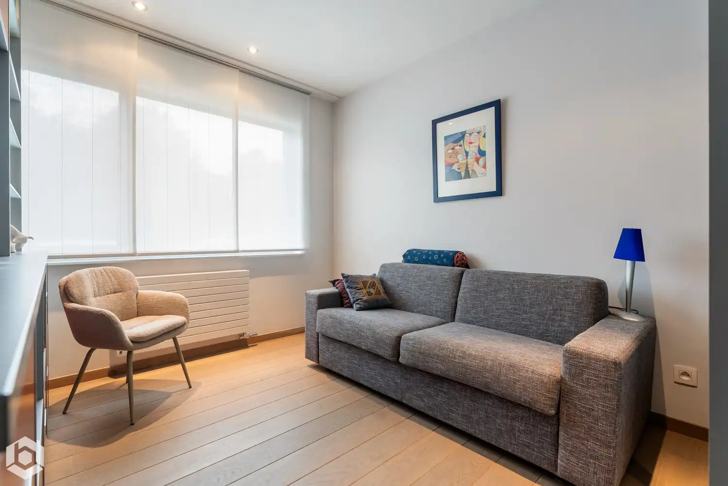 Exclusief gelijkvloers appartement met 2slpkrs, prachtige tuin en zwembad foto 14