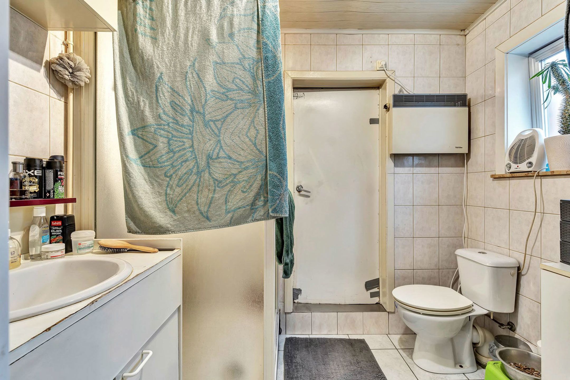 Gezellig op te frissen gesloten bebouwing met tuin foto 7