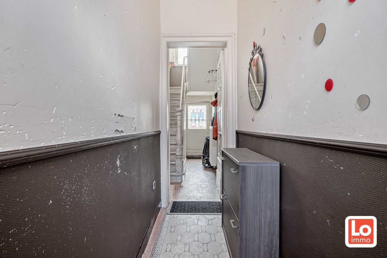 VERKOCHT!! Leuke stadswoning met tuintje & terras op een toplocatie vlakbij het centrum van Gent. foto 3