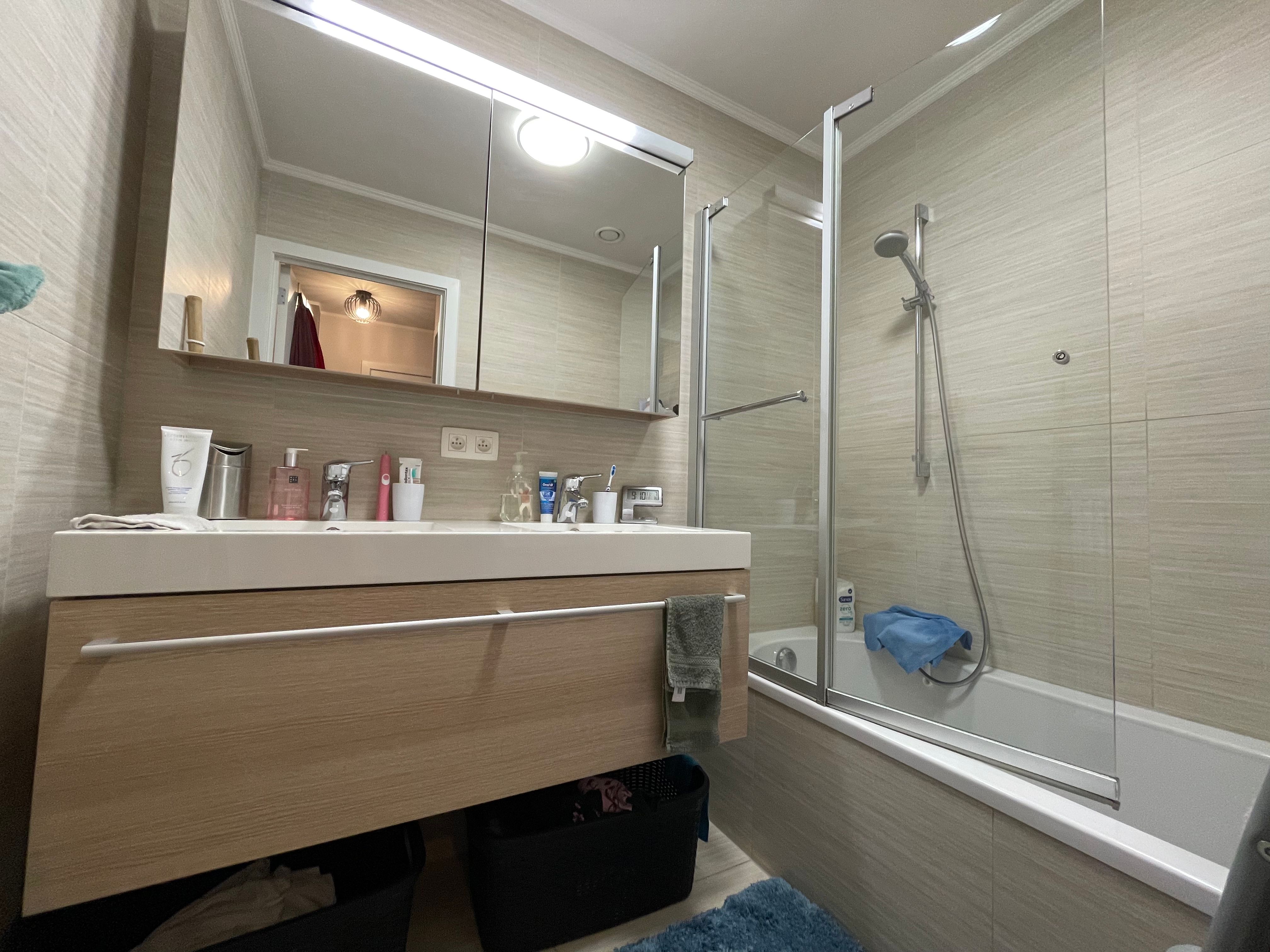 Mooi instapklaar appartement gelegen aan de Markt te Blankenberge met twee slaapkamers en terras. foto 10