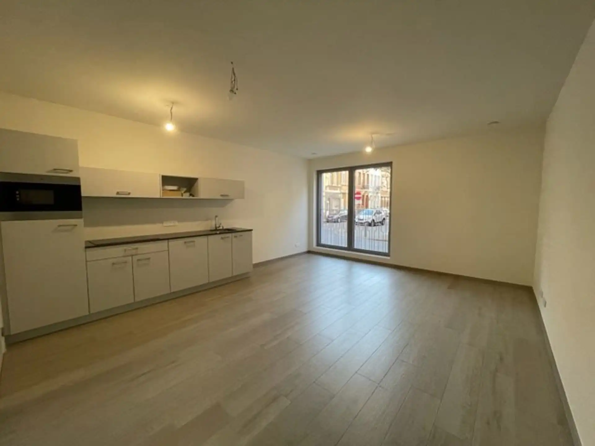 Recent 1-slaapkamerappartement met ruim terras foto 10