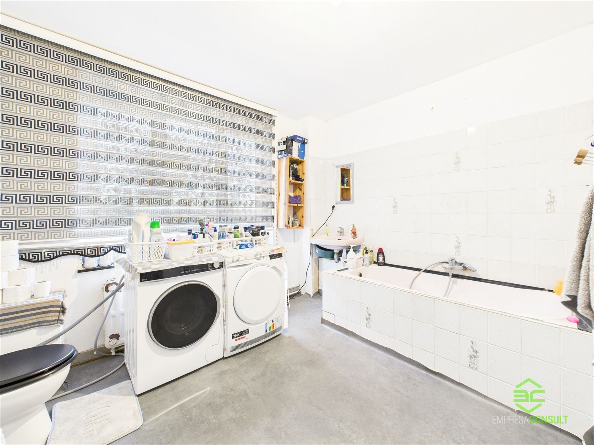 Ruime gezinswoning met 4 slpk in Ezemaal! foto 12