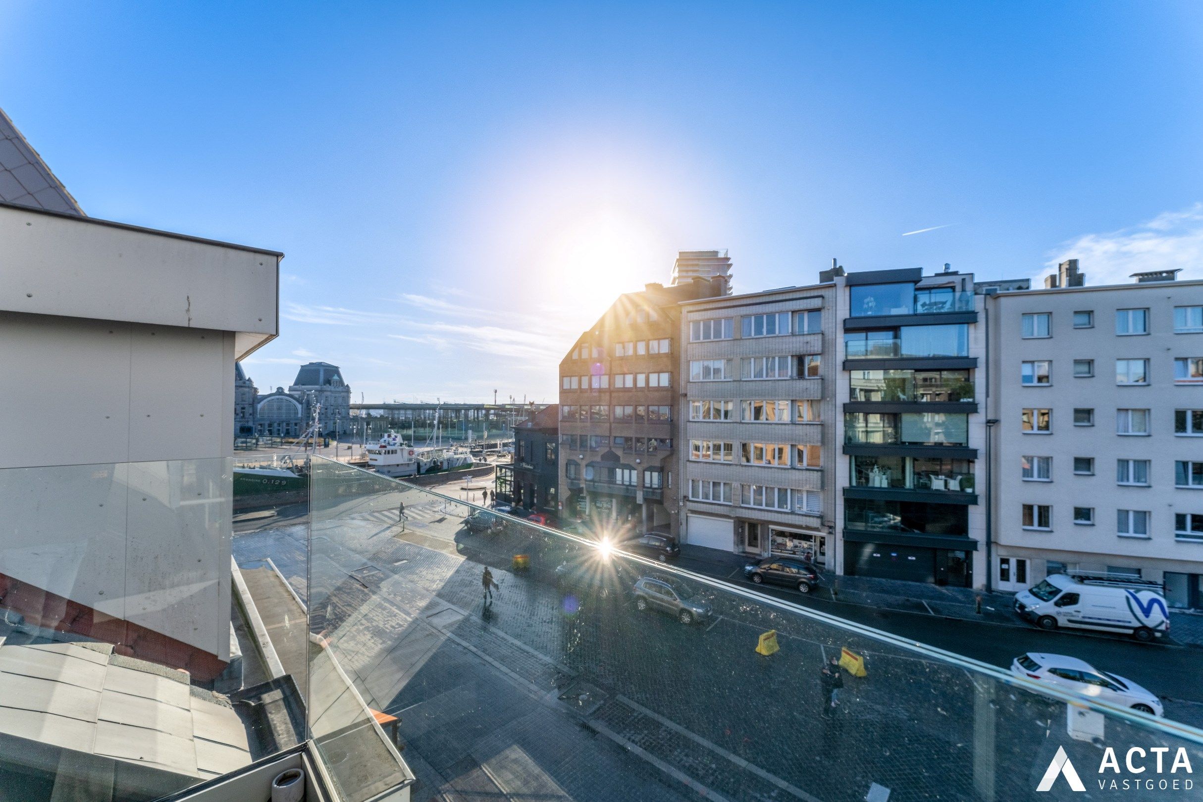 Gerenoveerd duplexappartement met twee slaapkamers aan de Visserskaai van Oostende foto 13