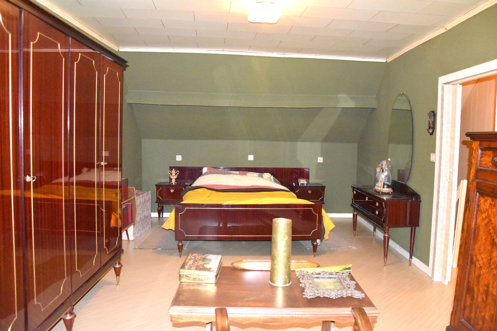 Te koop in Moorsele deze te renoveren HOB met véél potentieel foto 9