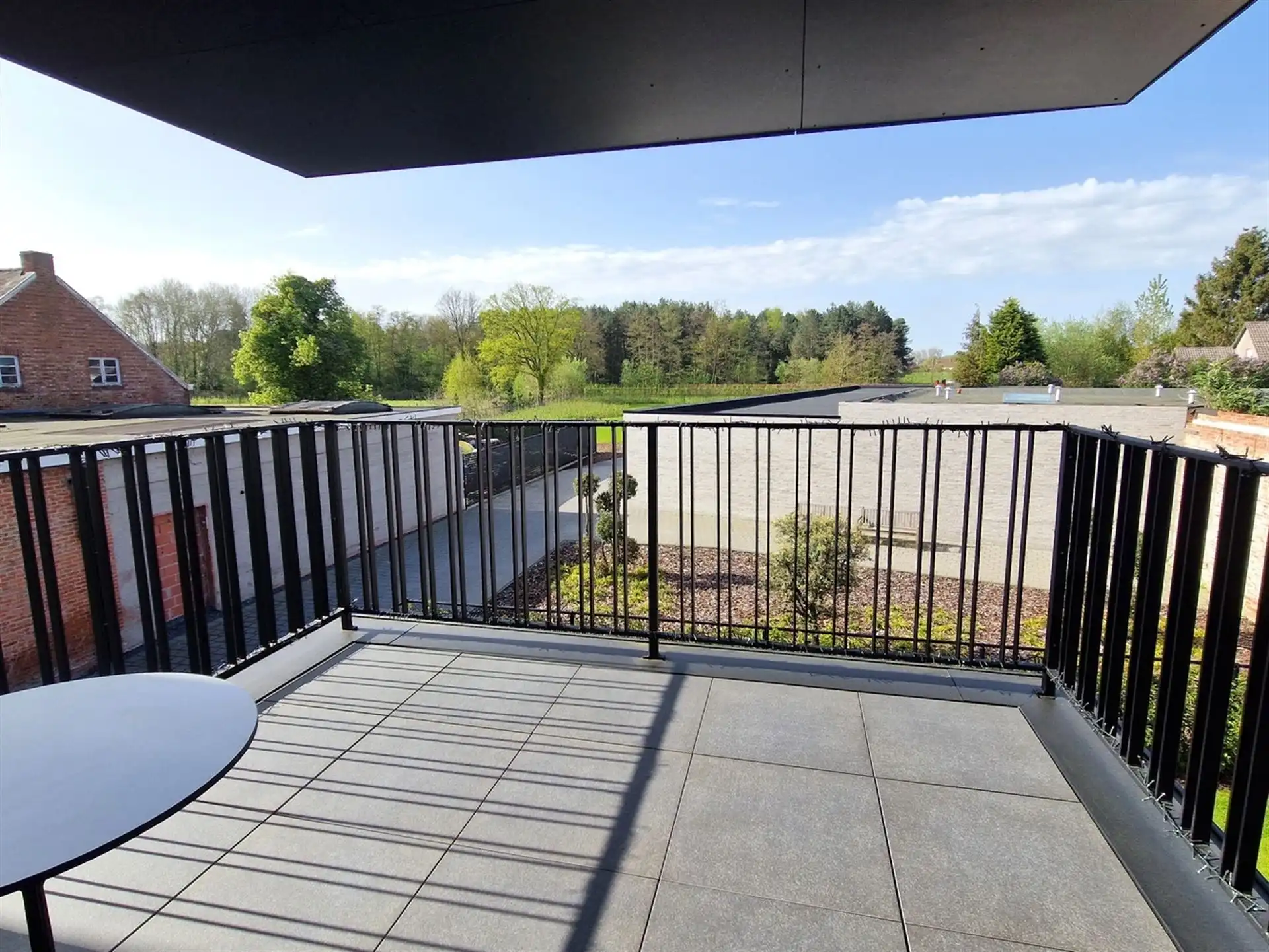 Recent BEN Appartement, 2 slpk, terras, garagebox. foto 5