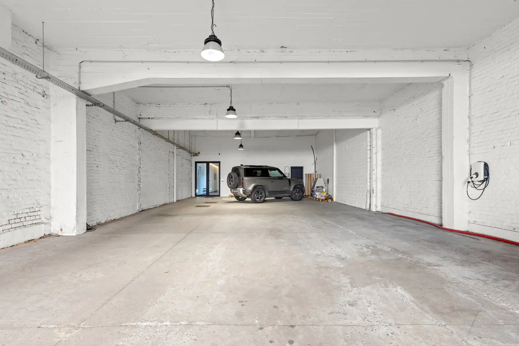 Uniek pand met ingericht kantoor en multifunctionele ruimtes foto 3