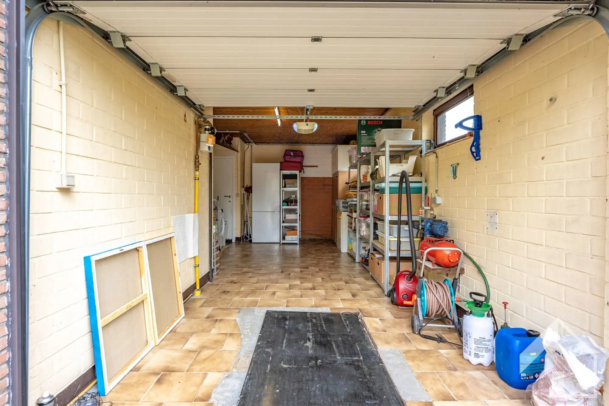 Ruime gelijkvloerse woning met 3 slaapkamers en garage foto 14