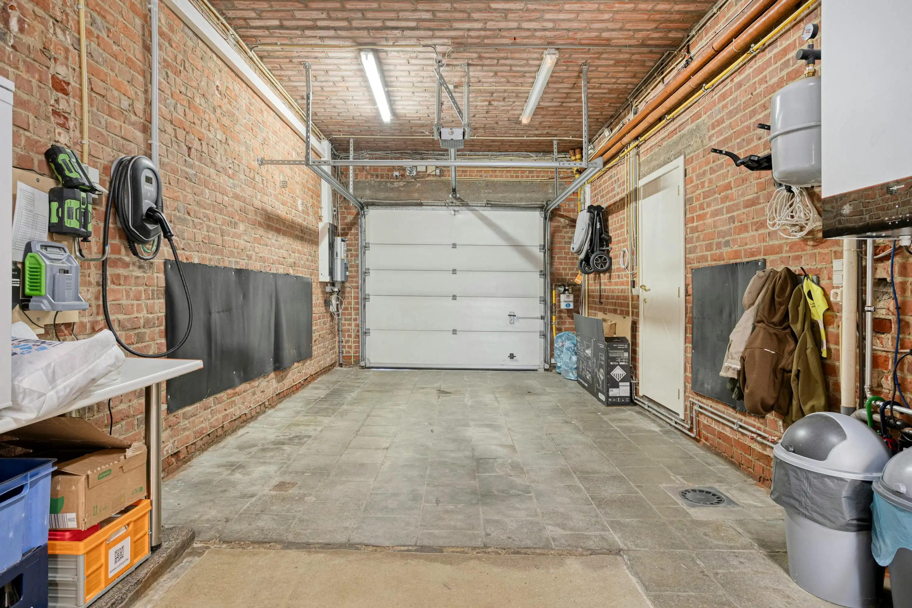 Uitzonderlijk ruime woning (307m²) te koop in centrum Zillebeke foto 17
