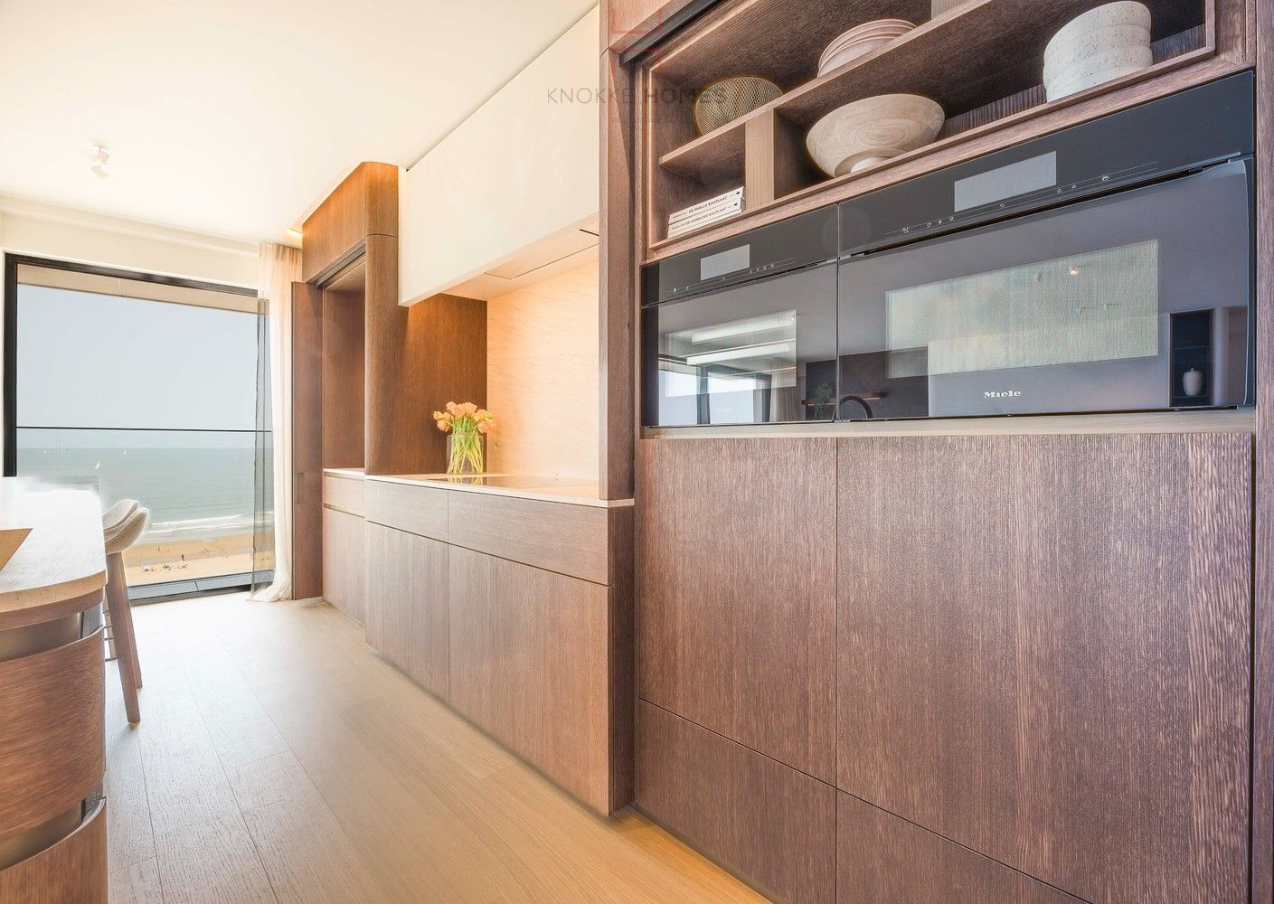 Uitzondelijk breed en ruim appartement op de Zeedijk van Het Zoute foto 10